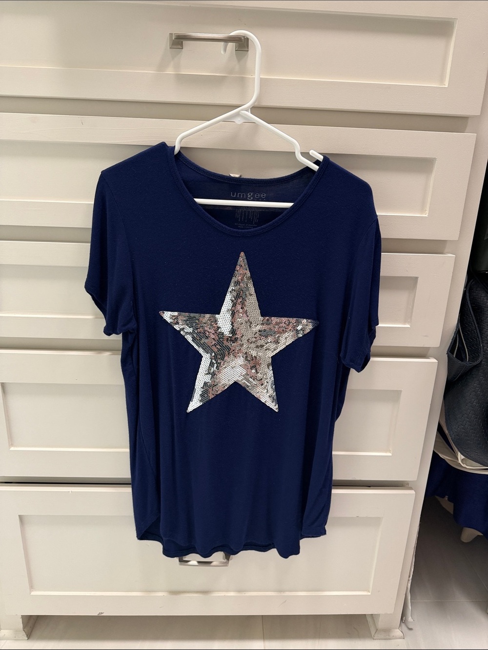 Umgee Navy Short Sleeve Tee with Metallic Sequin Star